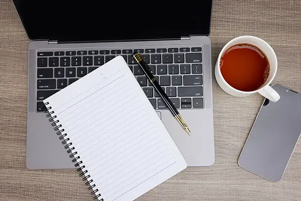 为什么贫穷大学生电脑